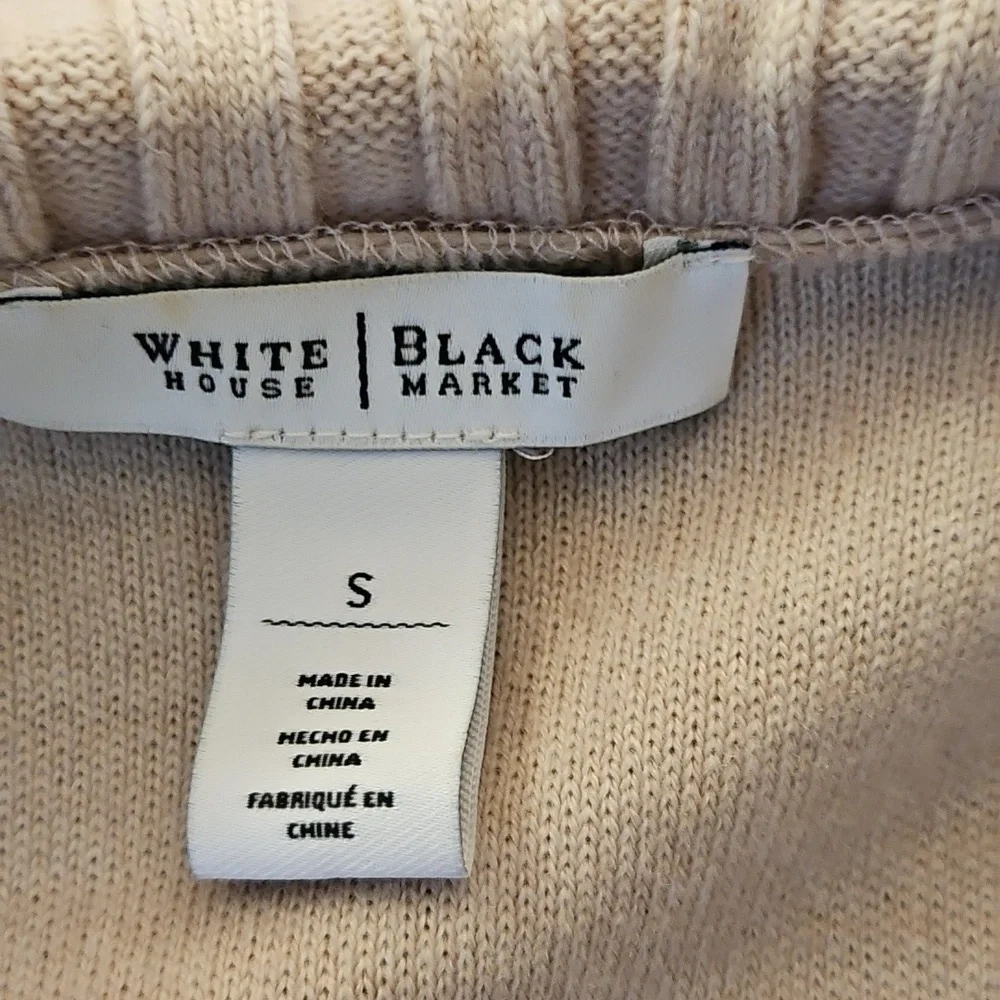 Chic Beige Cardigan with Button Accents - Picture 7 of 12
